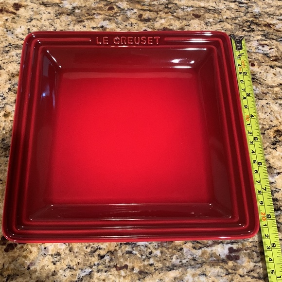 NWT Set of 2 Le Creuset Medium Oriental Square Plate w LC logo 21cm (Cerise) - Picture 14 of 14